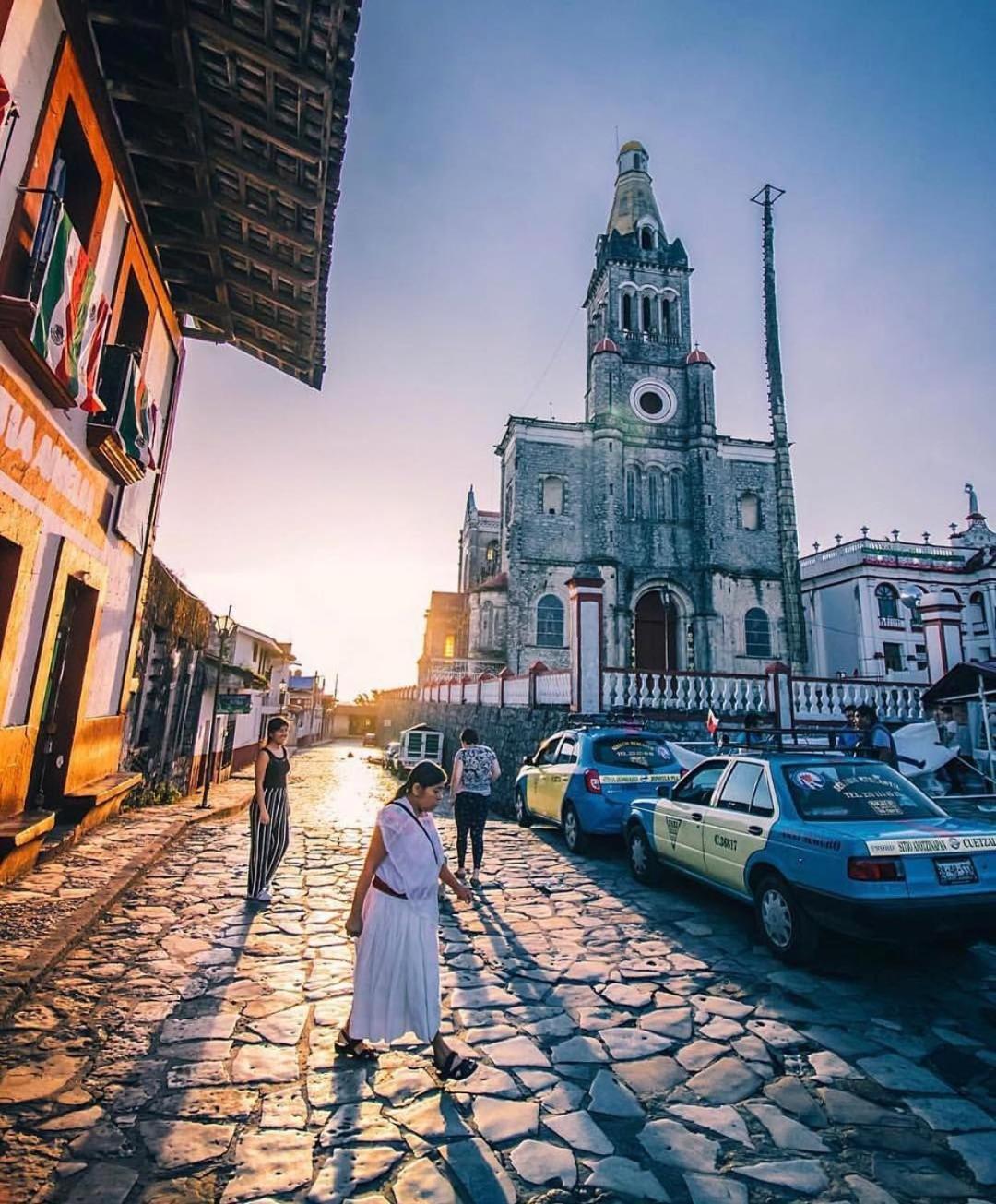 Meson Yohualichan Cuetzalán Bagian luar foto