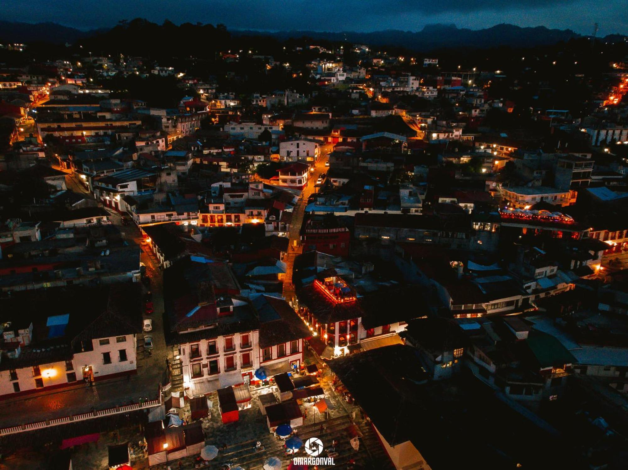 Meson Yohualichan Cuetzalán Bagian luar foto